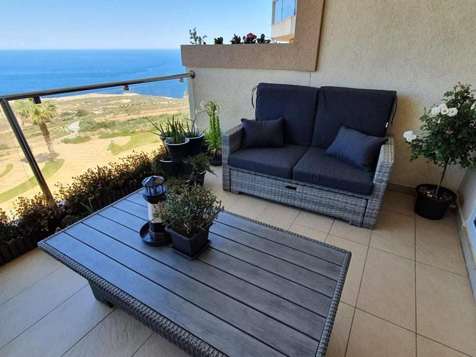 Sunset Holiday Apartment With Communal Pool + Views Ghajn Melel Ngoại thất bức ảnh