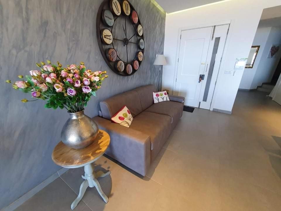 Sunset Holiday Apartment With Communal Pool + Views Ghajn Melel Ngoại thất bức ảnh